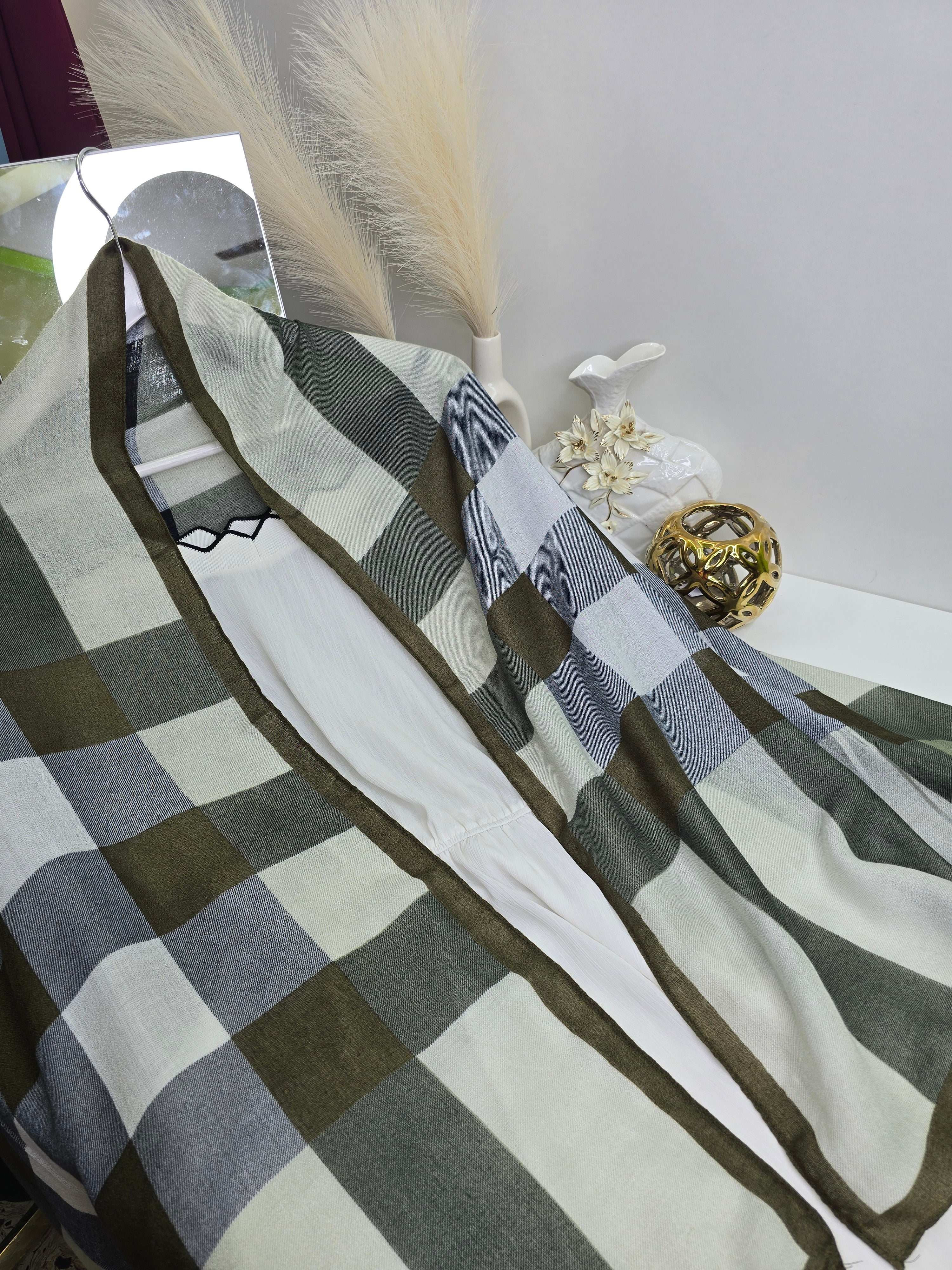 BB Green Printed Viscose Scarf